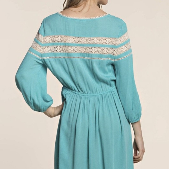 New Boutique Aqua Dress - Picture 2 of 3